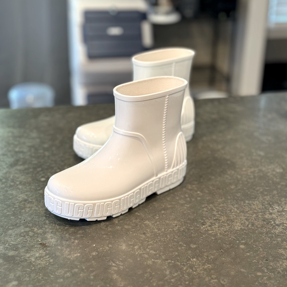 UGG Cream Winter & Rain Boots